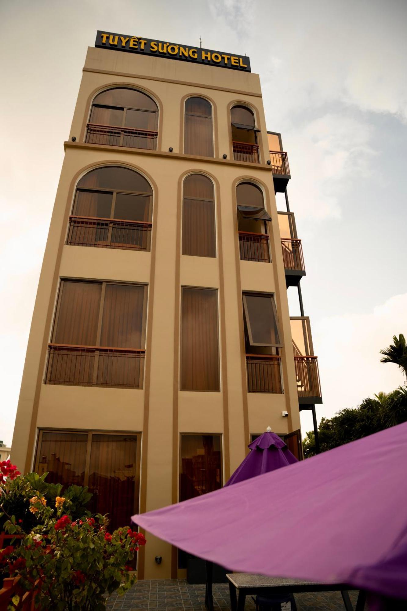 Tuyet Suong Hotel Quảng Ngãi Eksteriør billede