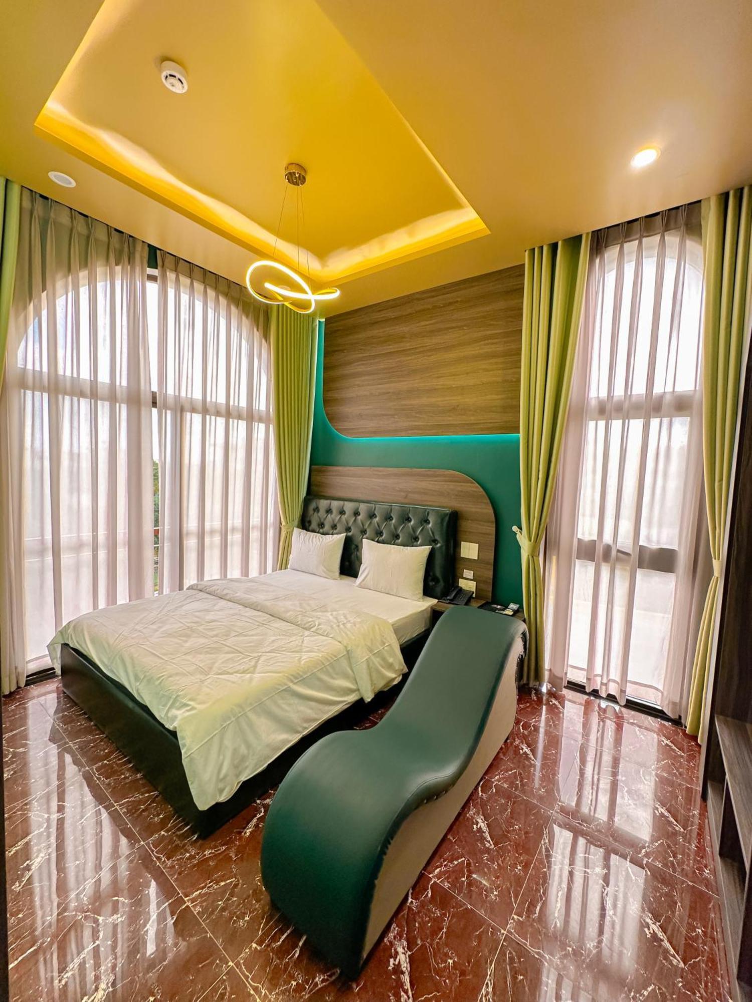 Tuyet Suong Hotel Quảng Ngãi Eksteriør billede
