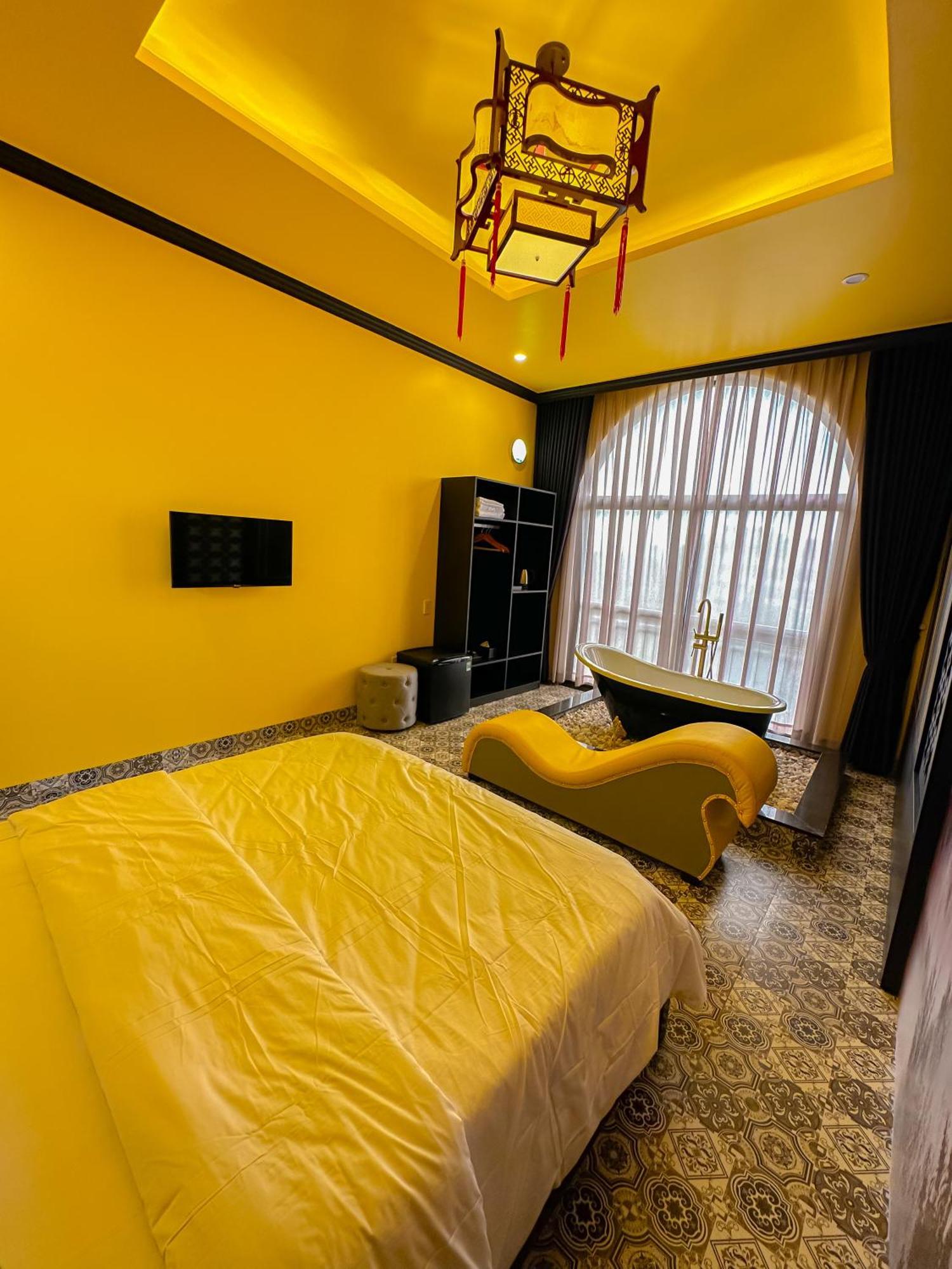 Tuyet Suong Hotel Quảng Ngãi Eksteriør billede